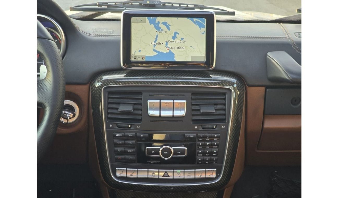 Mercedes-Benz G 63 AMG Std 5.5L MERCEDES G-63 AMG 2016 GCC ORGINAL PAINT // ACCIDENT FREE // PERFECT CONDITION