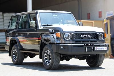 Toyota Land Cruiser 70 LC76 LX LHD LC76 2.8L T-DSL LX-Z1 4WD AT WITH COMPRESSOR 2025MY