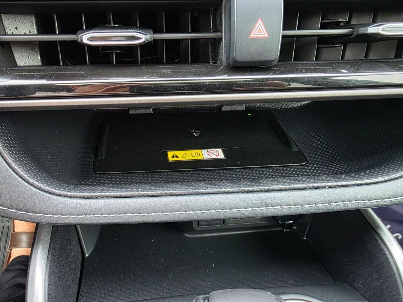 تويوتا هايلاندر  2.5L hybrid (AWD)