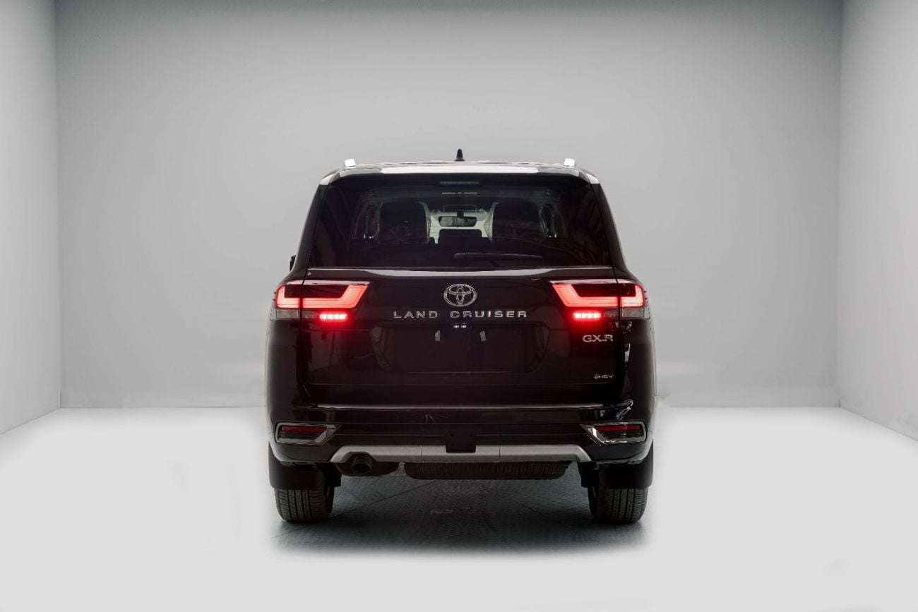 Toyota Land Cruiser GXR MHEV 3.5L - ATTITUDE BLACK INSIDE BLACK | EXPORT ONLY