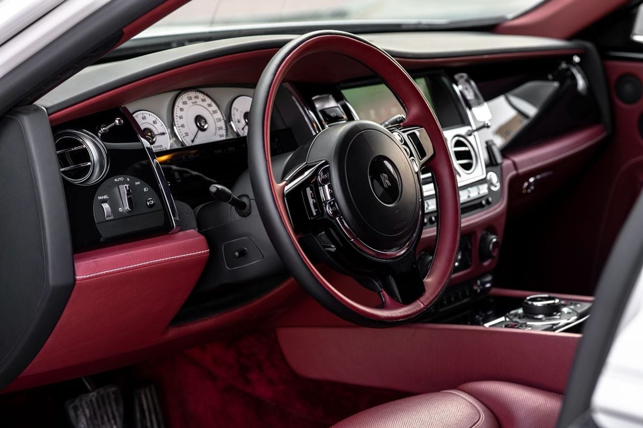 Rolls-Royce Ghost Std 6.6L Service history at RR