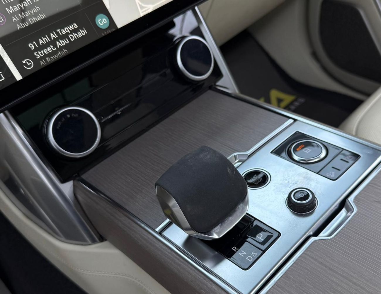 لاند روفر رينج روفر 2022 Range Rover Vogue P530 First Edition, June/2027 Range Rover Warranty, Range Rover Full Service