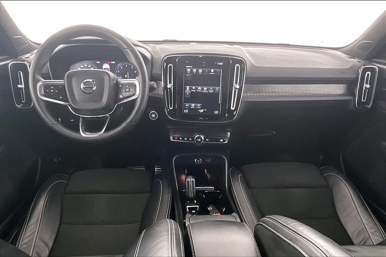 Volvo XC40 2.0 T4 190 FWD R-DESIGN AUTO | Guaranteed Warranty | 0 Down Payment