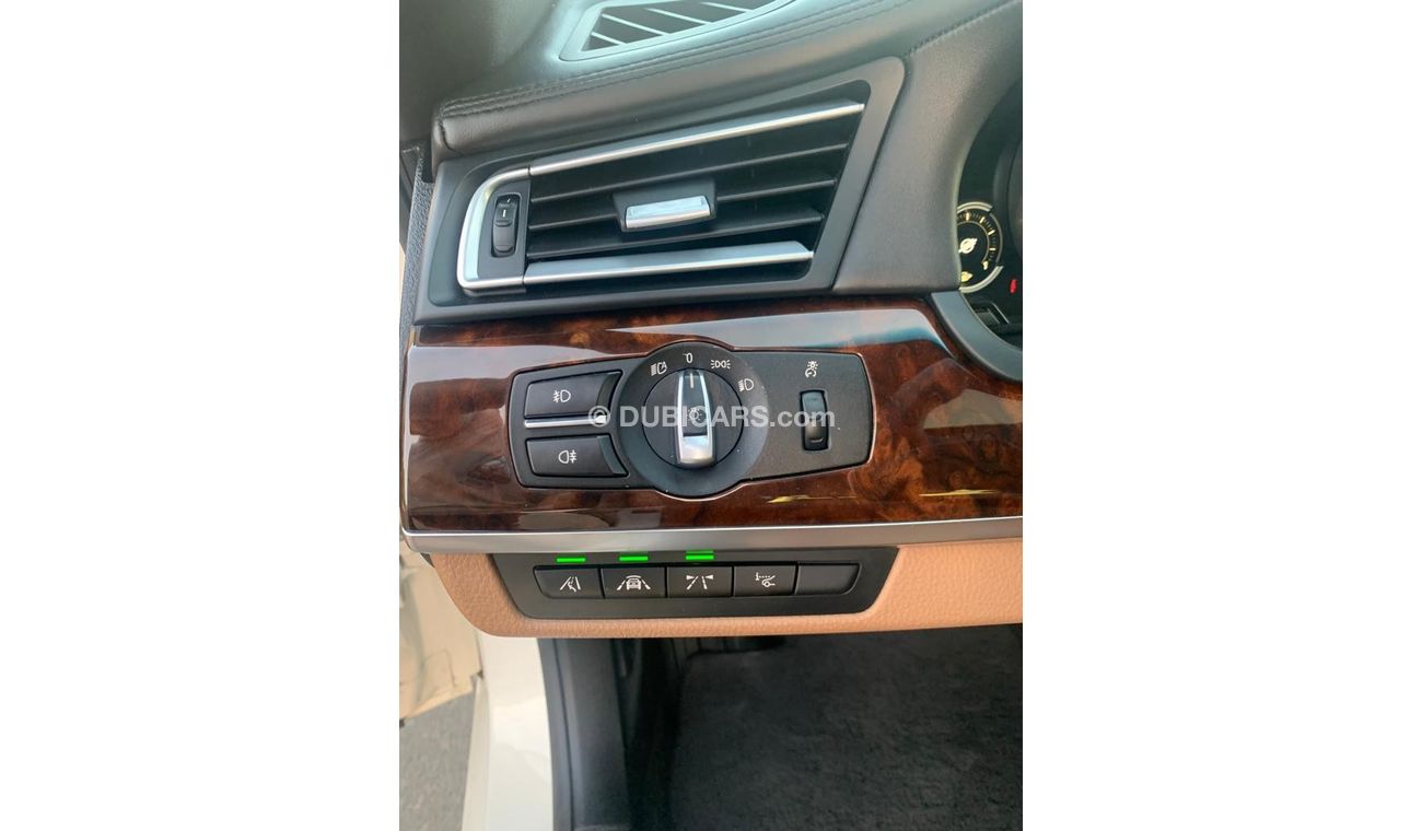 BMW 750Li Executive BMW 750 Li TWIN BOWER TURBO