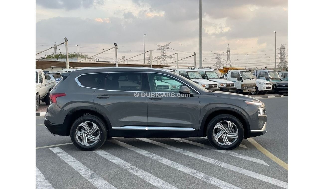 Hyundai Santa Fe 2022 Hyundai Santa Fe SEL+ MidOption In Great Conditon /GCC REG 5% VAT