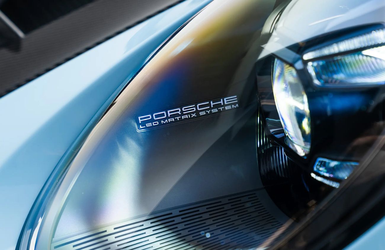 Porsche 911 4.0L F-6 Naturally Aspirated Engine