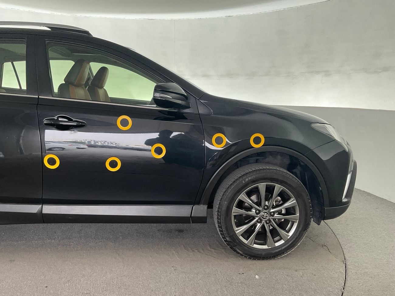 تويوتا راف ٤ 2.5 VXR 4WD NAV LHR AUTO | شامل الضمان | 0 ﺪﻔﻋﺓ ﺃﻮﻟﻯ