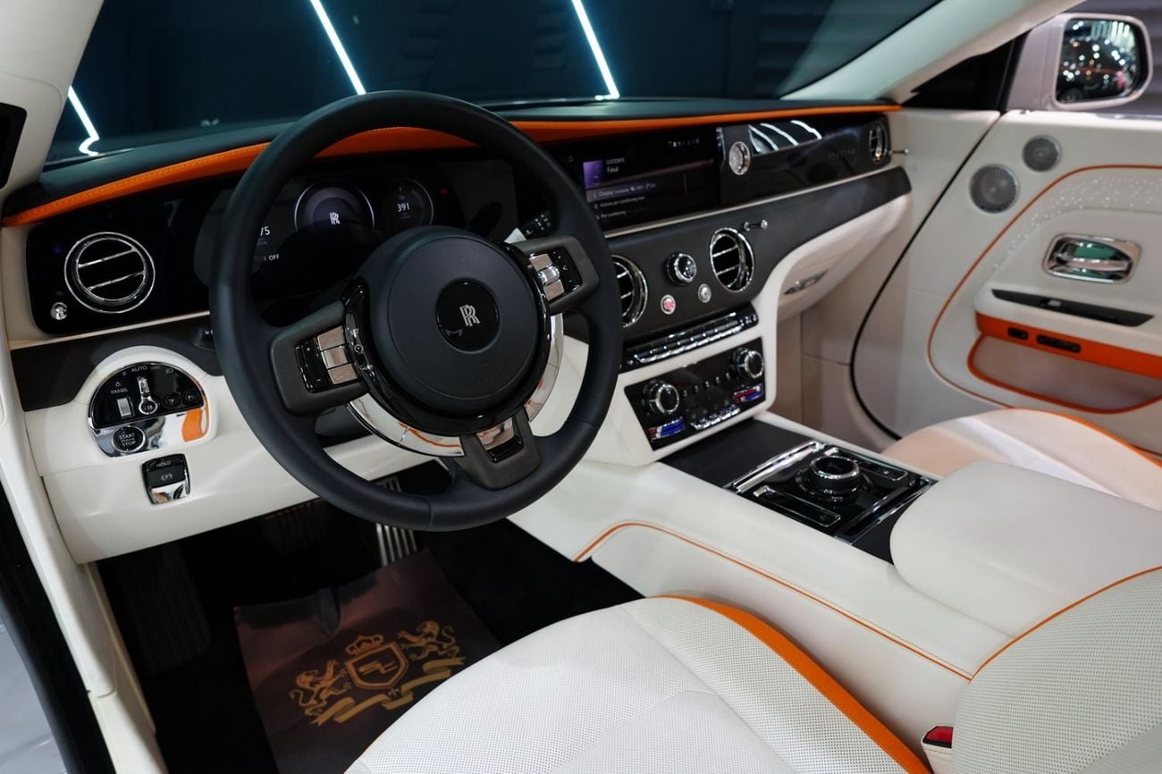 Rolls Royce Spectre Standard 2024 Rolls-Royce Spectre, Bespoke Audio, Starlight, Illuminated Grille, Dealer Warr + Serv!!