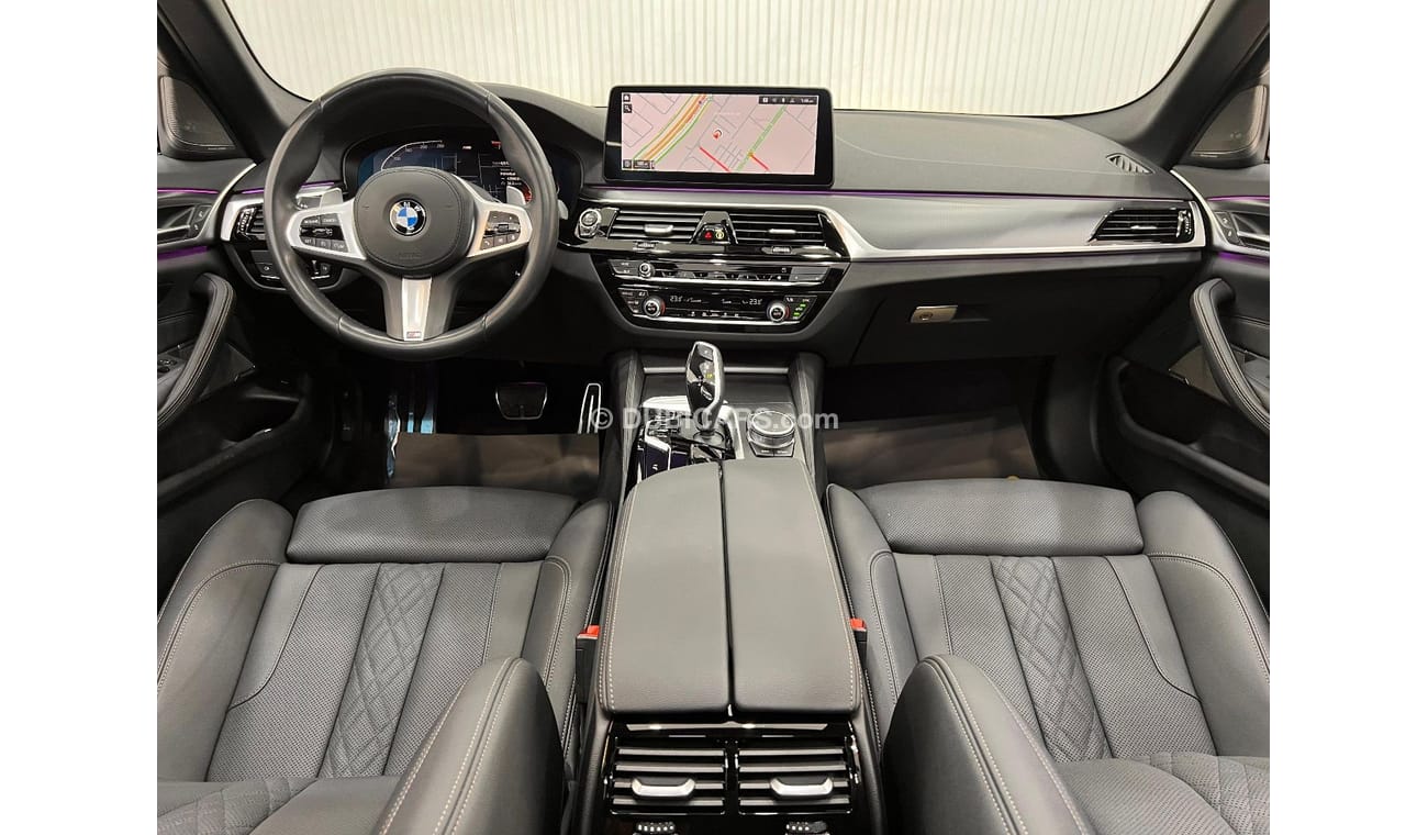 بي أم دبليو 520i M سبورت جوي كومفورت 2022 BMW 520i M-Sport, 5 Years BMW Warranty + Service Pack, Full BMW Service His