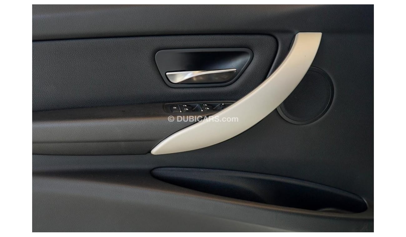 بي أم دبليو 320 Std