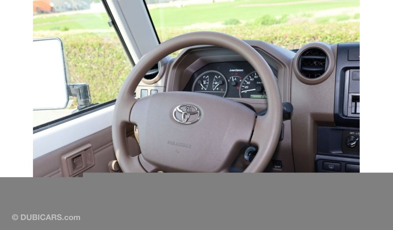 Toyota Land Cruiser Hard Top 2023| SPECIAL PRICE LC 78E PETROL 4.0L HARDTOP 3 DOORS 4X4 EXPORT ONLY