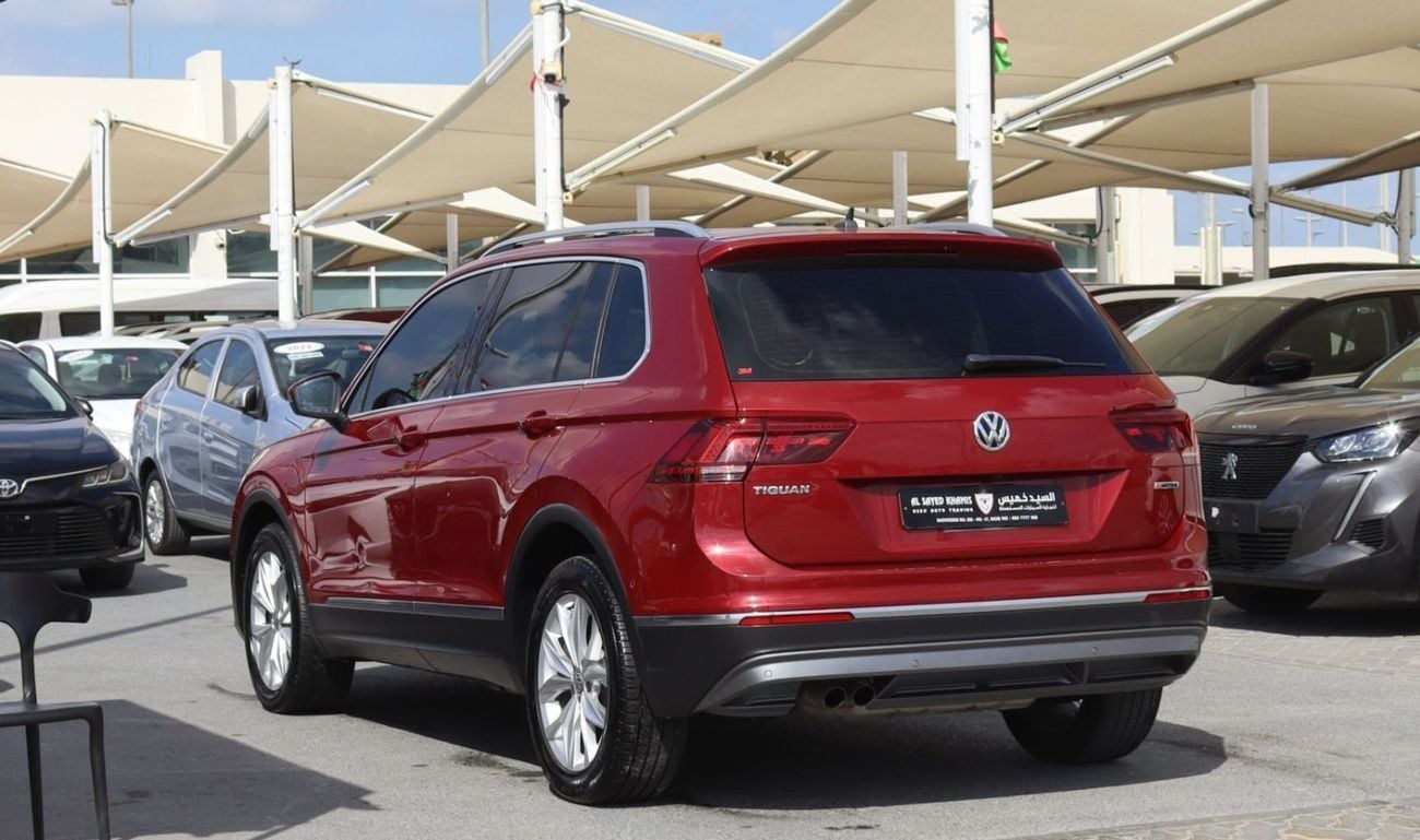 Volkswagen Tiguan R-Line 2.0L Volkswagen Tiguan 2018 - GCC - Accident-free - 2.0L  - Full options - Excellent conditio