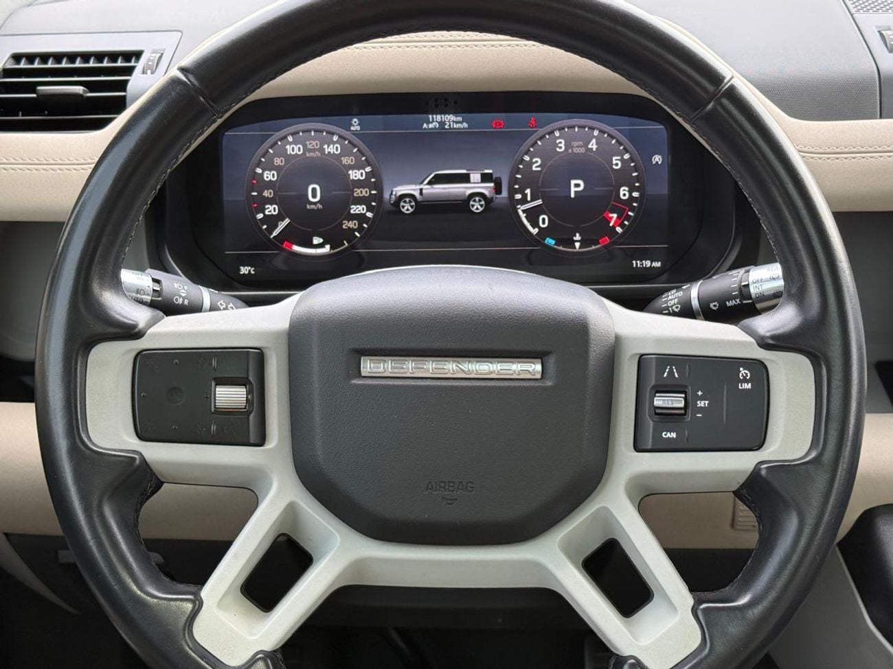 Land Rover Defender P300 110 S 2.0L (5 Seater) RAMADAN OFFER LAND ROVER DEFENDER 110S P300 2021 GCC URBAN BODY KIT FULL