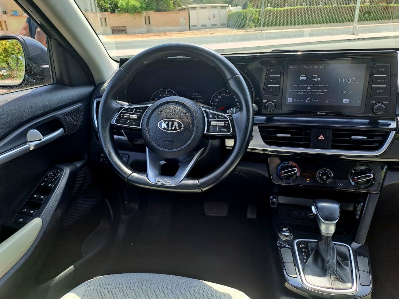 كيا سيلتوس EX 740-Monthly l GCC l Sunroof, Full Option I Accident Free