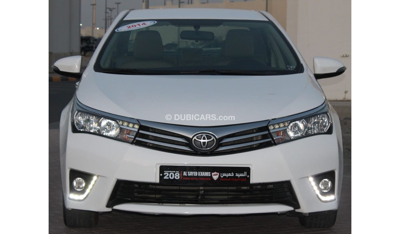 تويوتا كورولا تويوتا كورولا 2014 خليجي رقم 2 بحالة ممتازة بدون حوادث نظيفه جدا من الداخل والخارج