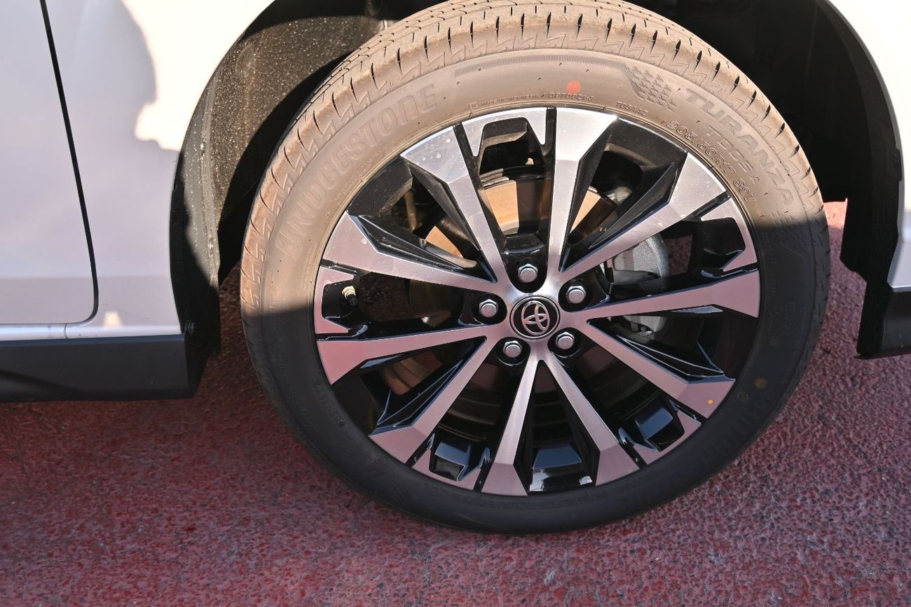 Toyota Veloz GX Toyota VELOZ 1.5L Petrol, FWD, SUV, 5 Doors, Model 2024, Color White