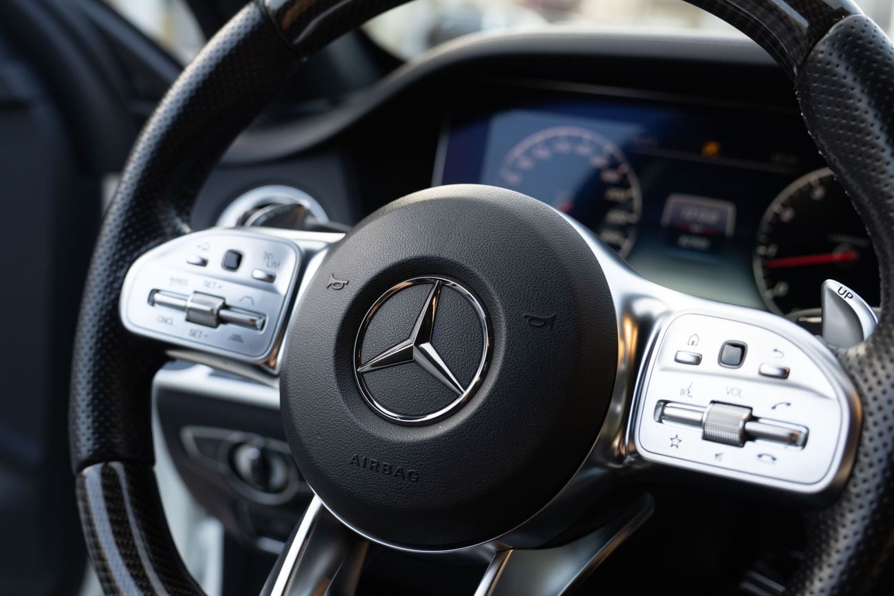 مرسيدس بنز S 560