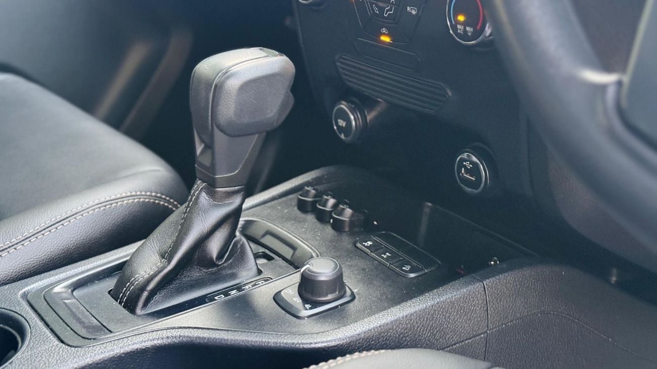 Used Ford Ranger RAPTOR BODY KIT INSTALLED | FRONT BUMPER, SPORTS BAR ...