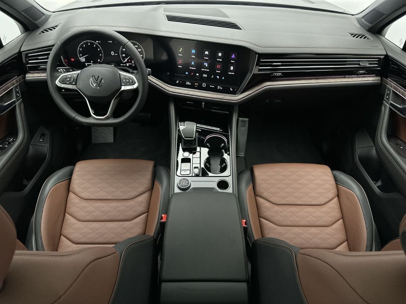 فولكس واجن طوارق Touareg Elegance - Tirano (Ref#00417) / 39,100 AED SAVINGS from New Car