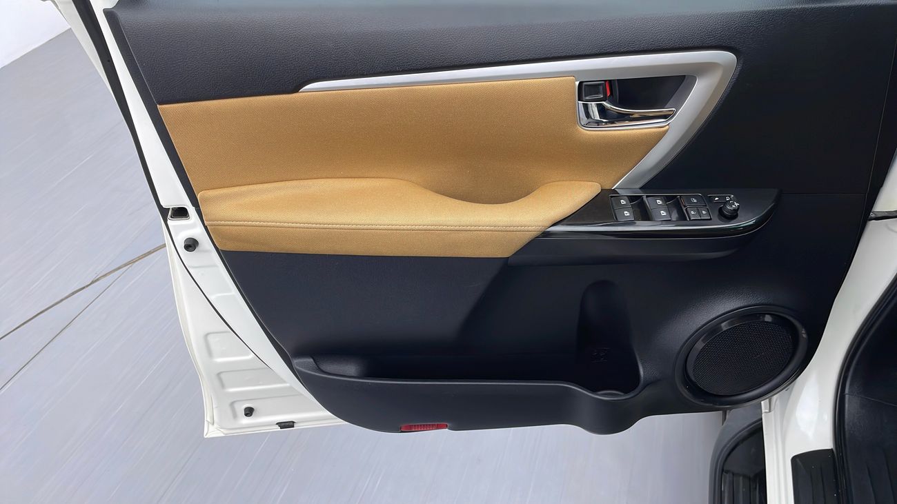 تويوتا فورتونر GXR 4 | +مع الضمان | كمان تم فحص ١٥٠