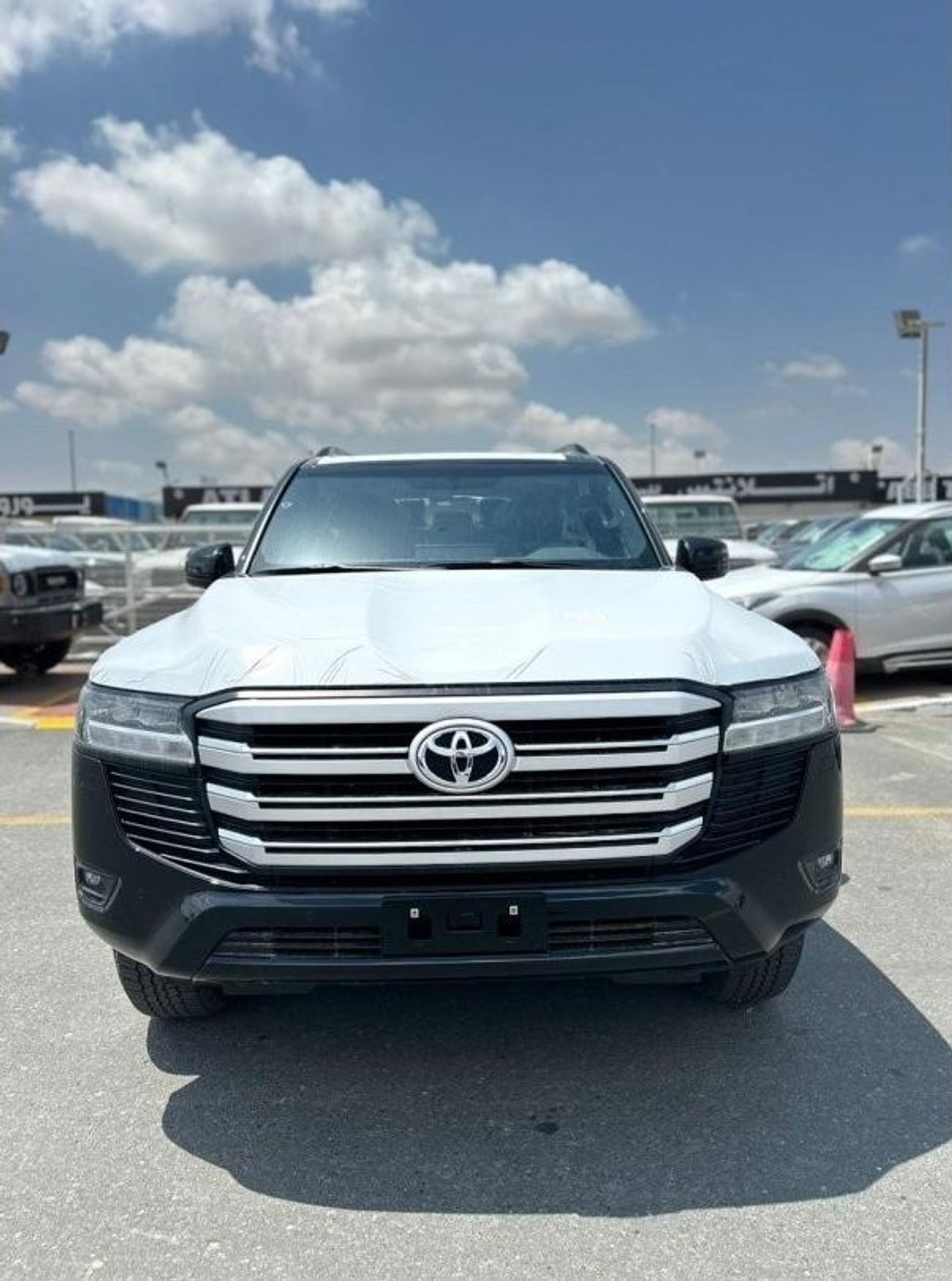 Toyota Land Cruiser Toyota Land Cruiser GXR 3.5L Twin Turbo model 2024