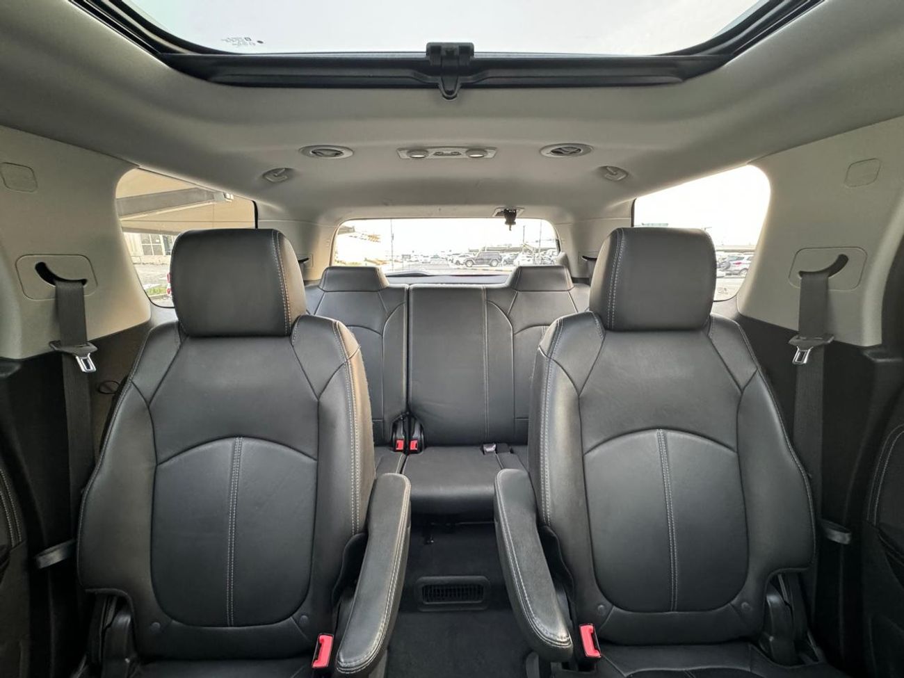 GMC Acadia SLT GMC ACADIA 2016 MODEL GCC
