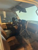 Toyota Land Cruiser 70 S-DLX 4.0L