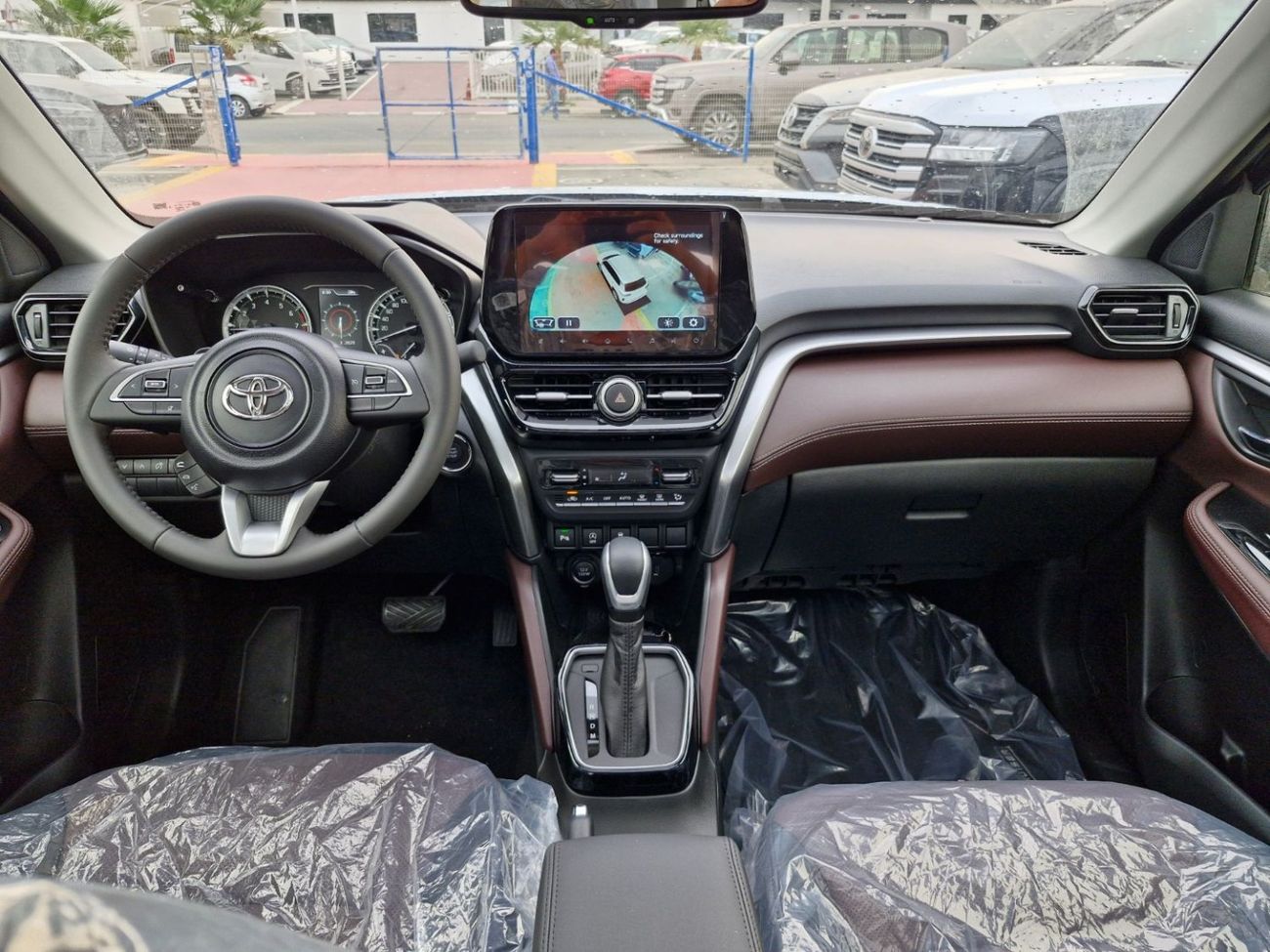 Toyota Urban Cruiser 2025 TOYOTA URBAN CRUISER GLX 1.5L PETROL (360 CAMERA + HUD) A/T FWD GCC BRAND NEW 0KM 360