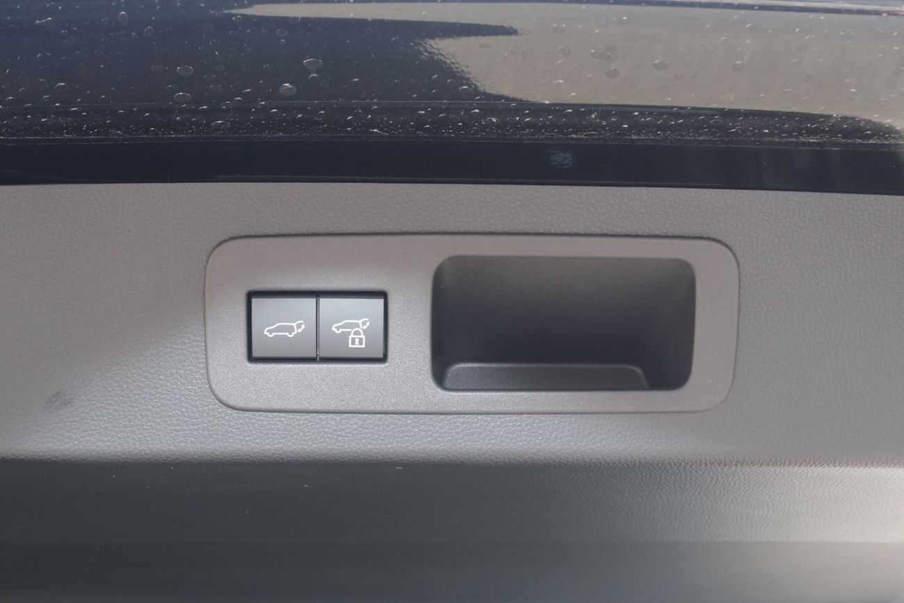 Toyota Fortuner 2026 Model Toyota Land Cruiser (LC300) GXR, 3.5L Hybrid 4WD 10A/T