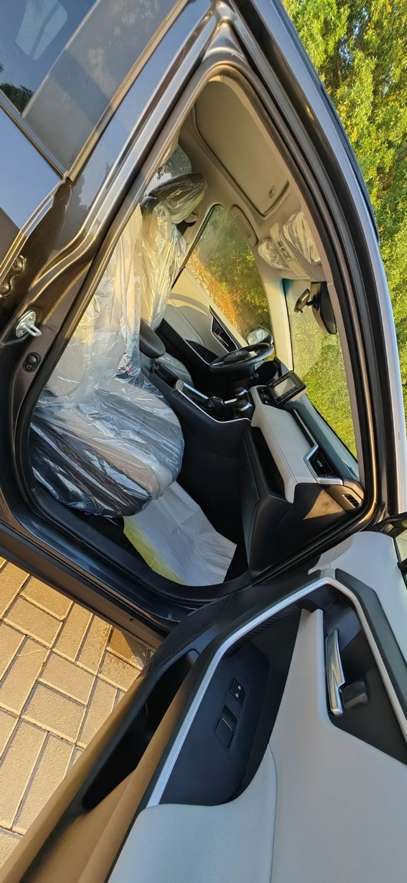 Toyota RAV4 XLE 2.0L