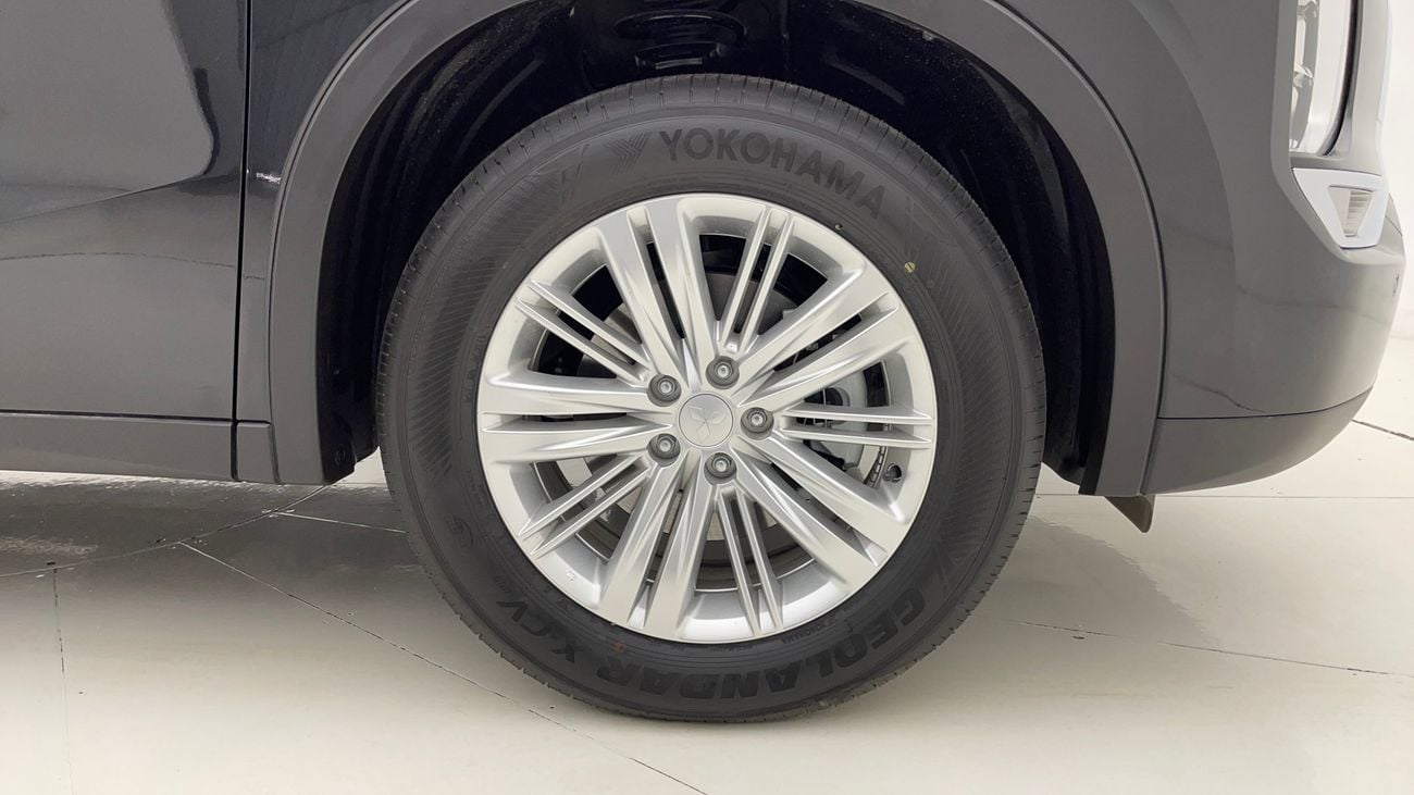 ميتسوبيشي آوتلاندر MIDLINE WITH SUNROOF 2.5 | بدون دفعة مقدمة | اختبار القيادة في المنزل