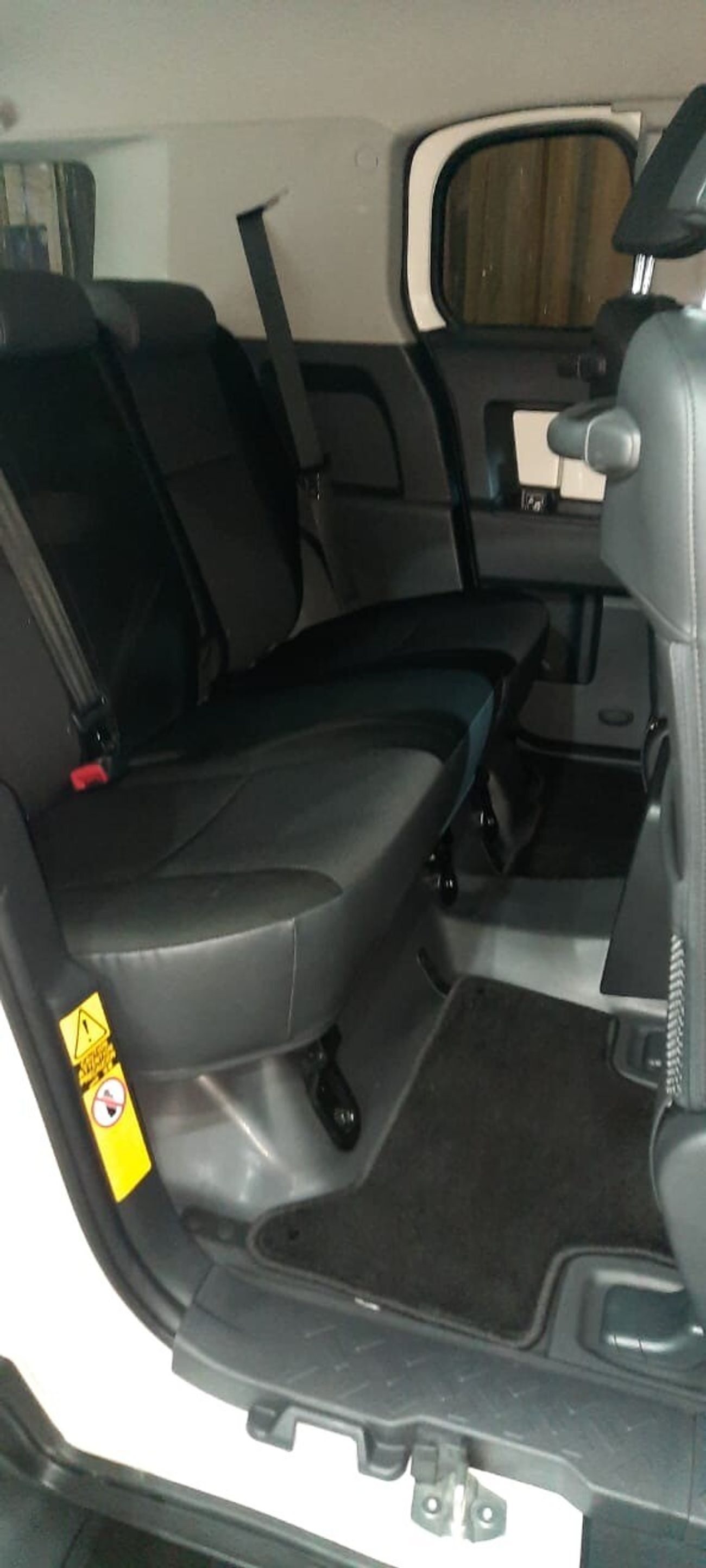 تويوتا إف جي كروزر GXR 4.0L A/T