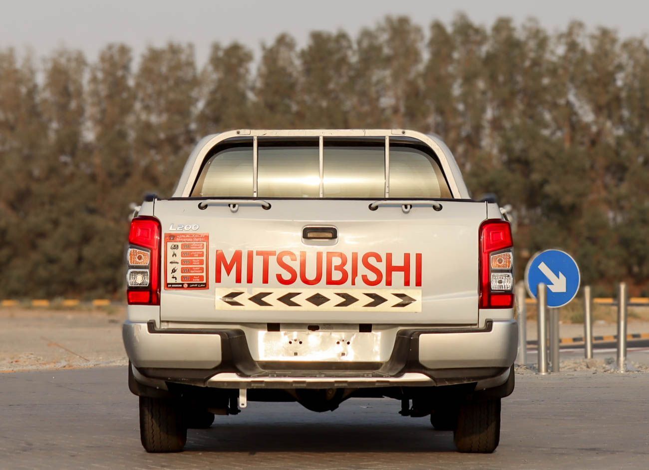Mitsubishi L200 GL 2.4L (128 HP) Double Cab Utility Mitsubishi L200 2.4 L 2020 GCC accident-free in excellent condit