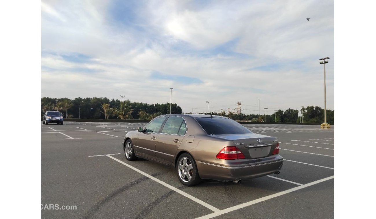 Lexus LS 430 2004