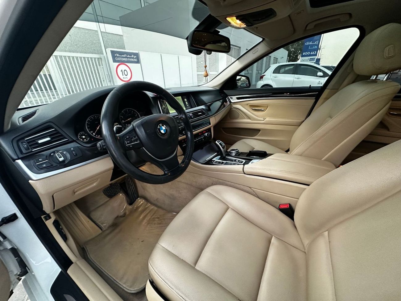 BMW 528i Exclusive 2.0L