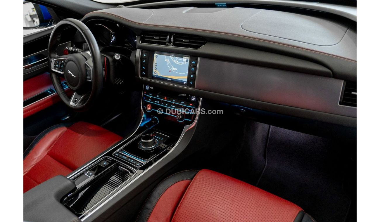 جاكوار XF 2018 Jaguar XF Sportbrake / R-sport / Full-Service History