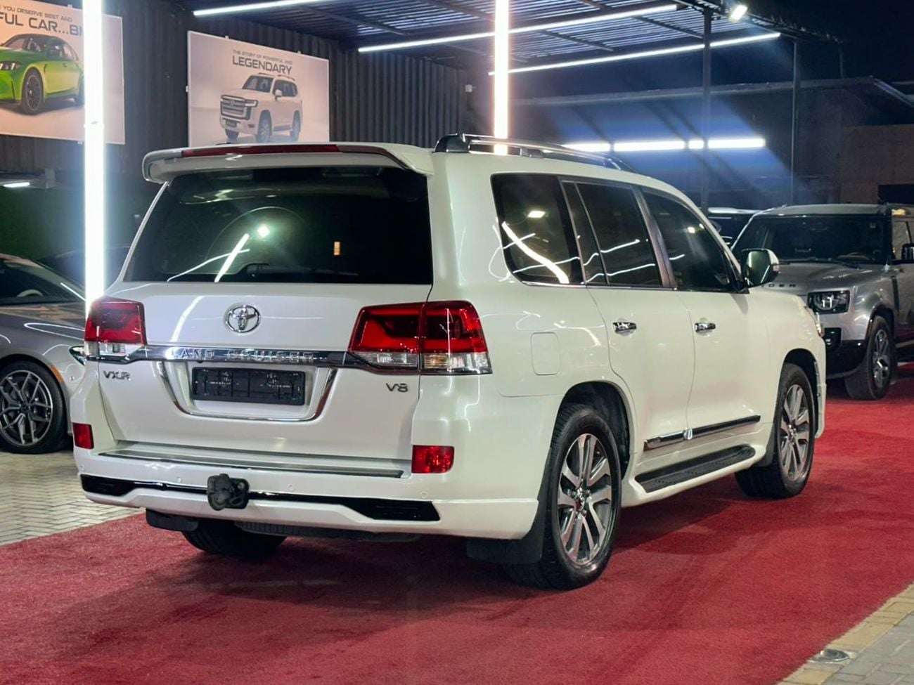 تويوتا لاند كروزر VXR