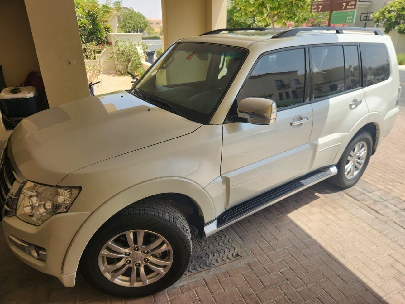 Mitsubishi Pajero GLS Highline 3.8L (243 HP)