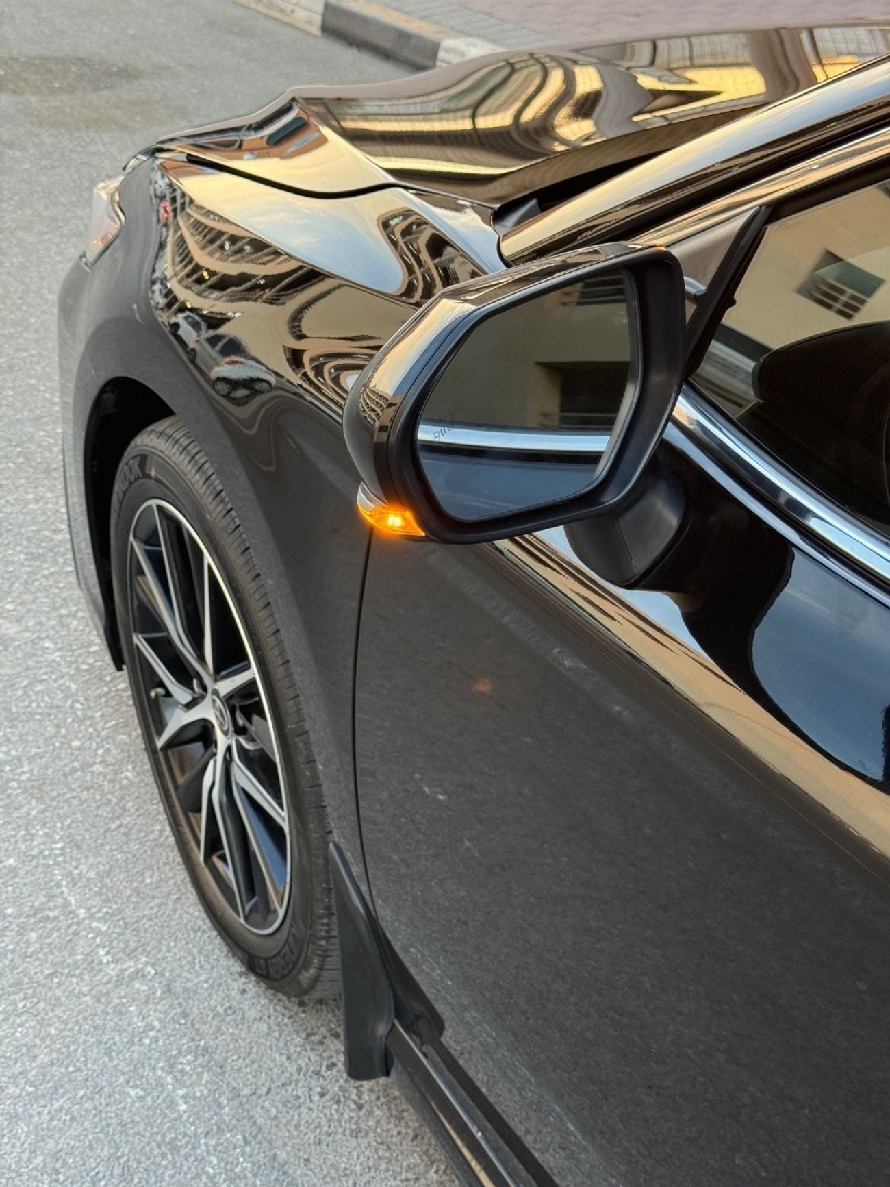 Toyota Camry SE 2.5L (204 HP) 2024 SE GR SPORT EDITION (204 HP) MOONROOF FULL OPTION CANADA SPEC
