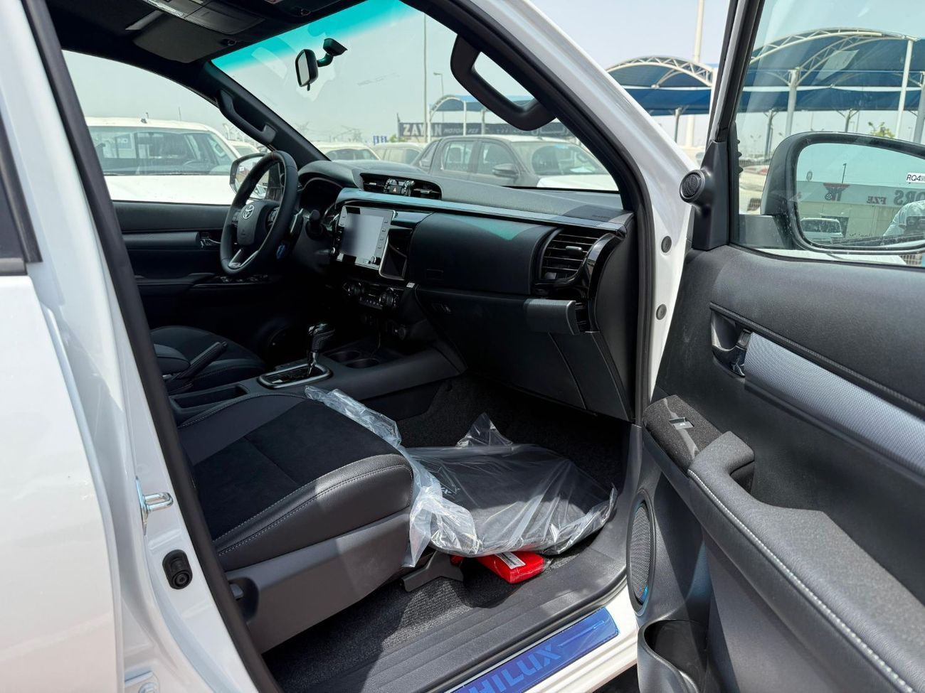 تويوتا هيلوكس TOYOTA HILUX GR SPORT 4.0L 2025