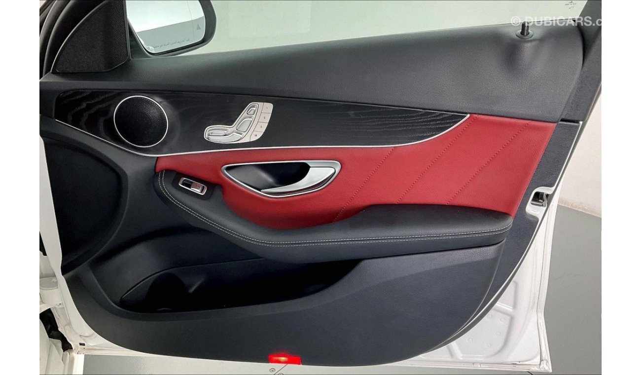 Mercedes-Benz C 200 Premium (AMG Line)