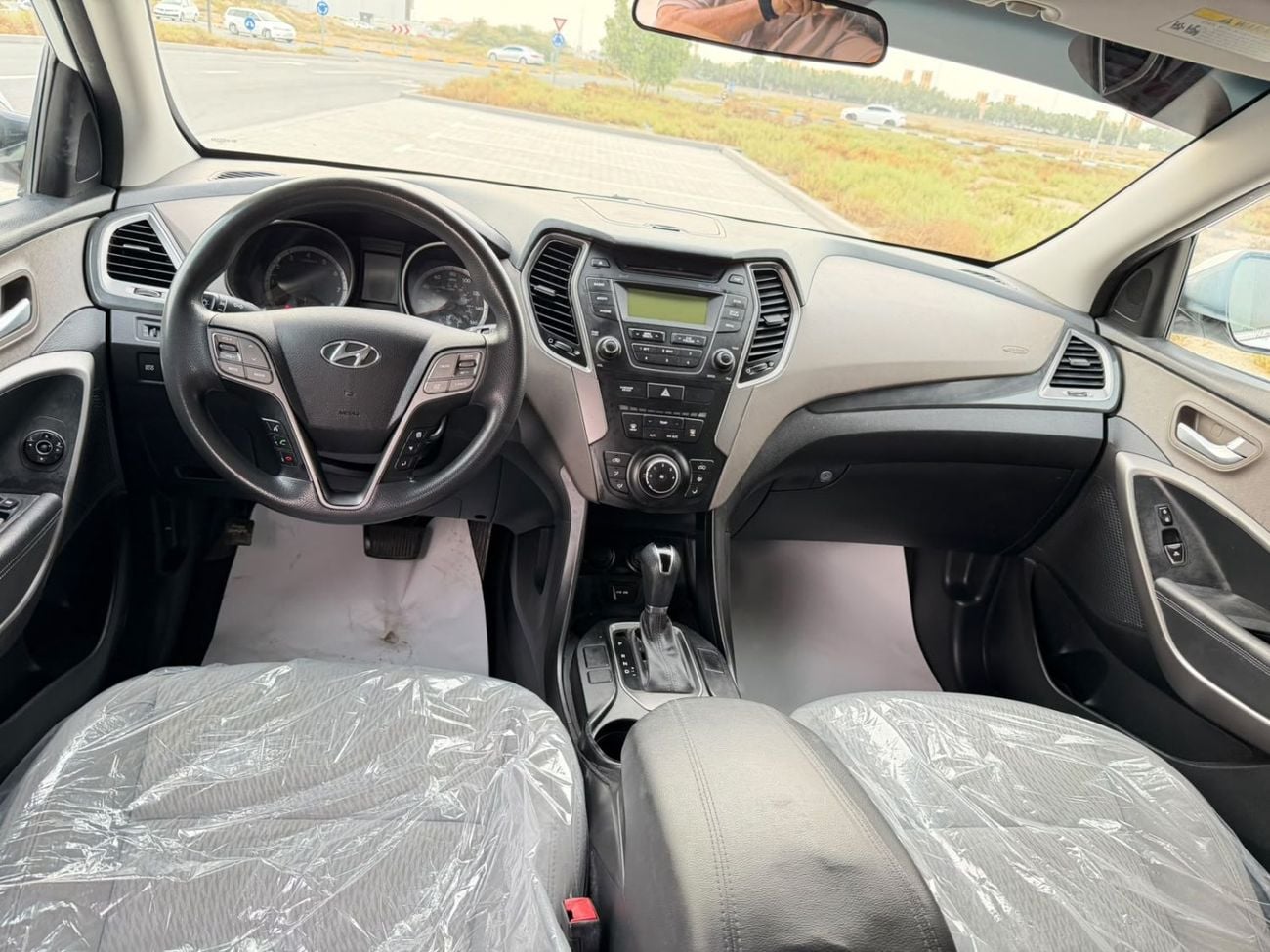Hyundai Santa Fe SPORT Steering wheel controls, central locking