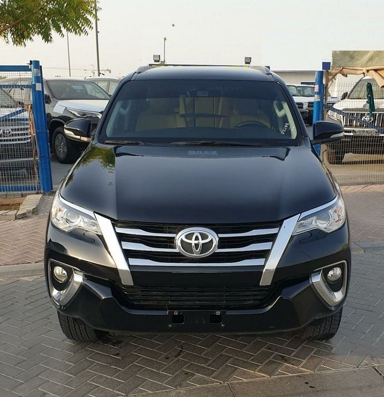 Toyota Fortuner EXR 2.7L (160 HP)