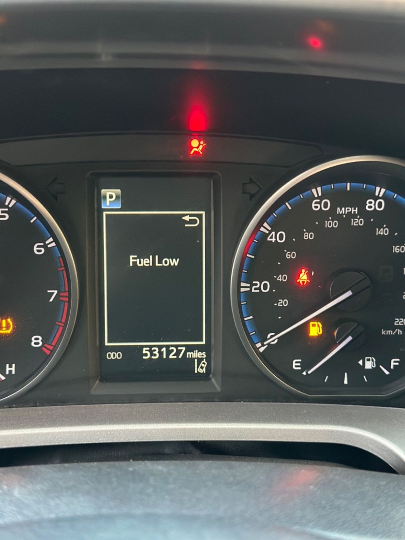 Toyota RAV4 XLE || SUNROOF || SPECIAL COLOR