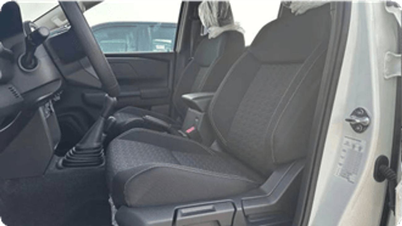 ميتسوبيشي L200 GLX Double Cab Petrol 2.4L