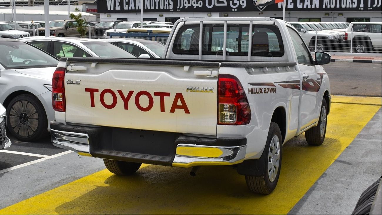 Toyota Land Cruiser 70 4.0L V6 Petrol M/T