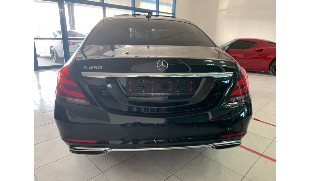 مرسيدس بنز S 450 V6.