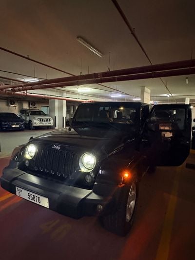 Jeep Wrangler Sahara 3.6L A/T
