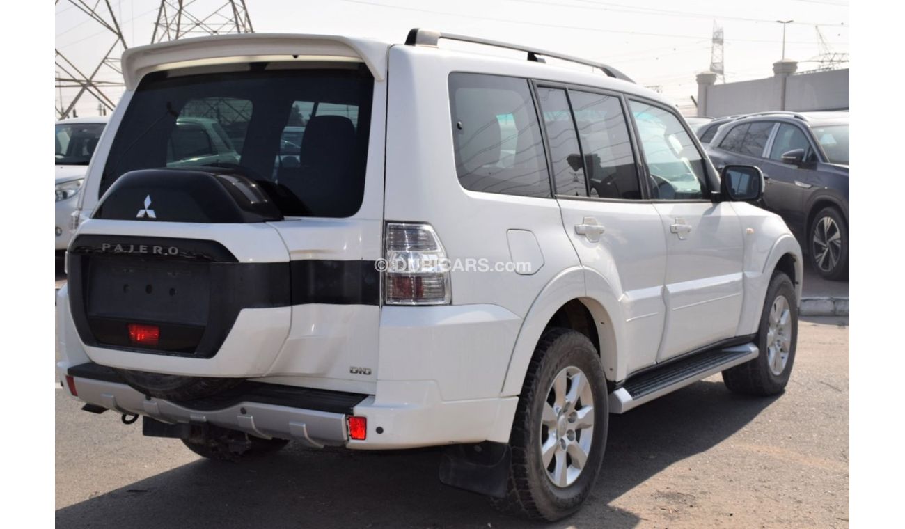 ميتسوبيشي باجيرو