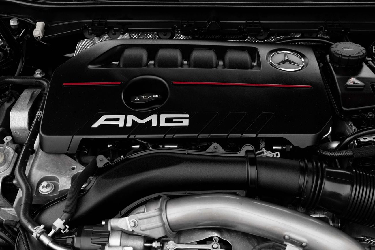 Mercedes Benz A35 AMG 4MATIC PREMIUM | 2,546 P.M | 0% Downpayment | Amazing Condition!